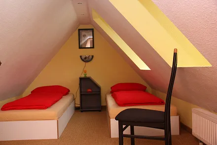 2. Schlafzimmer im Spitzboden
