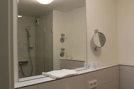 Das Duschbad zum 2. Schlafzimmer