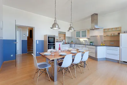 Küche mit Essbereich