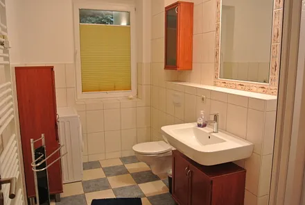 Bad mit Waschmaschine 