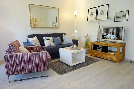 Sitzecke mit Fernseher