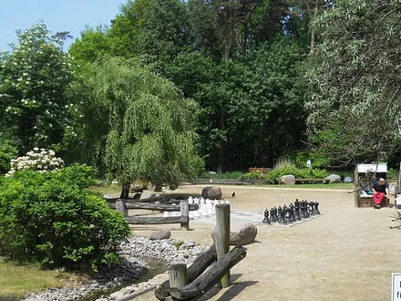 Parkanlage Dünengarten mit Schachspiel