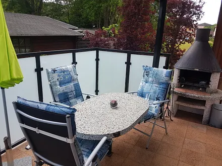 Terrasse mit Grill 