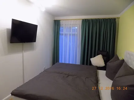 Fernsehen vom Bett möglich