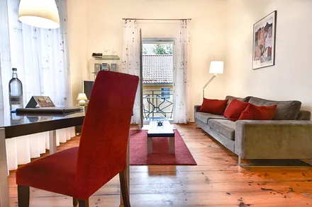 Wohnzimmer mit Essbereich