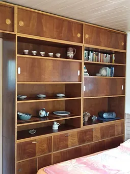 Wohnzimmer-Schrank