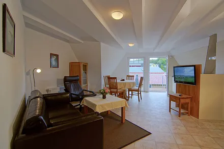 Wohnzimmer mit Essecke