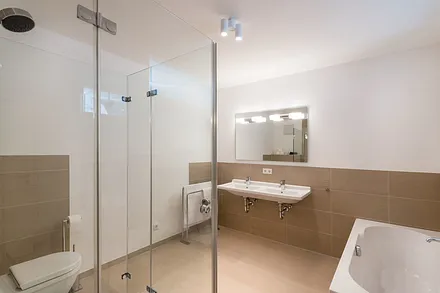 Badezimmer Wohnung 11