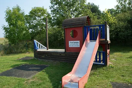 Spielplatz auf der Anlage