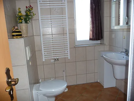 Bad mit WC und Dusche