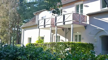 Die sonnigen Balkone unserer Appartements 111 + 110