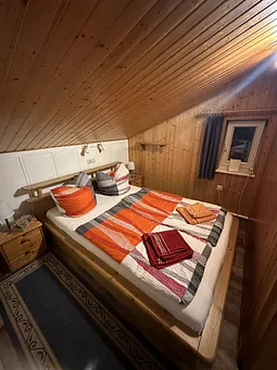 Schlafzimmer 2m x 1,40m