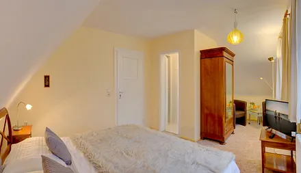 3. Schlafzimmer mit Doppelbett