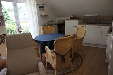 Küche und Eßbereich