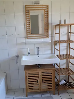 Duschbad mit Fenster