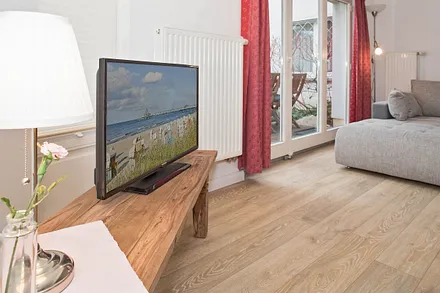 Wohnbereich mit angrenzender Terrasse