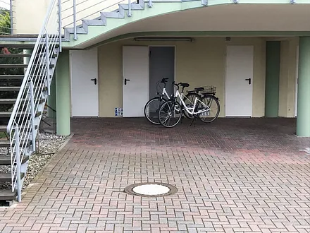 Gäste Fahrrad & Abstellraum