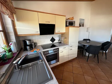 Offene Küche mit Essbereich