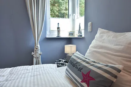 Schlafzimmer mit Einzelbett