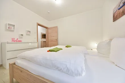 Schlafzimmer 2 mit Doppelbett