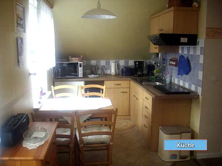 Küchenbereich mit Essplatz