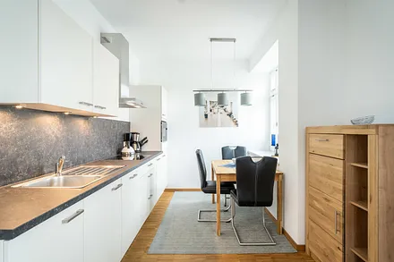 Küche und Essbereich