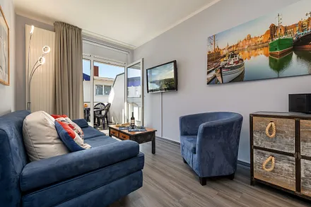 Freuen Sie sich auf Urlaub in maritimem Flair in strandnaher und zentraler Lage!