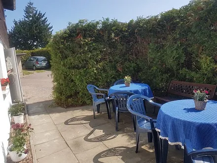 Aussenterasse mit Grillmöglichkeit