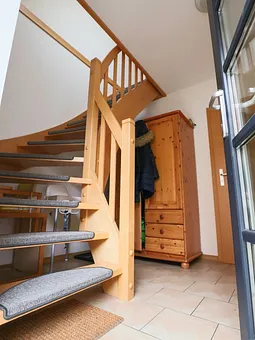 Treppe zur Ferienwohnung Herzmuschel