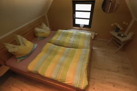 1. Schlafzimmer mit Doppelbett