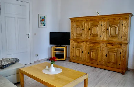 2. Blick in den Wohnraum.