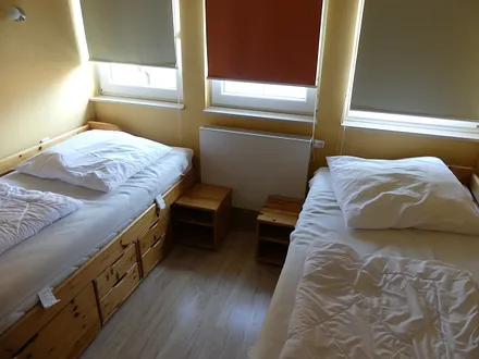 2. Schlafzimmer - Einzelbetten