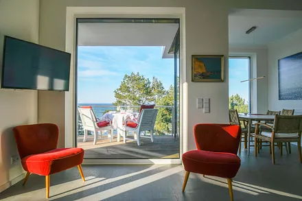  Licht, Luft und Meer sind in dieser schönen Ferienwohnung immer präsent! Flat-TV und Radio sind für Sie vorhanden.