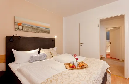 1. Schlafzimmer mit Doppelbett