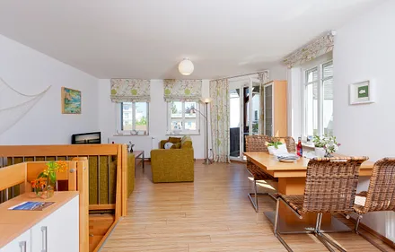 Wohn- und Essbereich