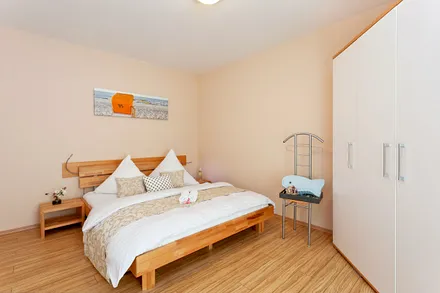 1. Schlafzimmer mit Doppelbett