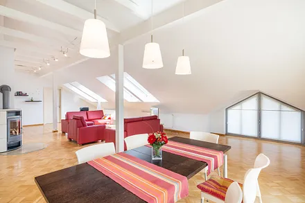 Esstisch /Küche/ Wohnzimmer