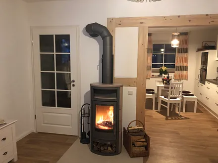 Kaminofen im Wohnzimmer