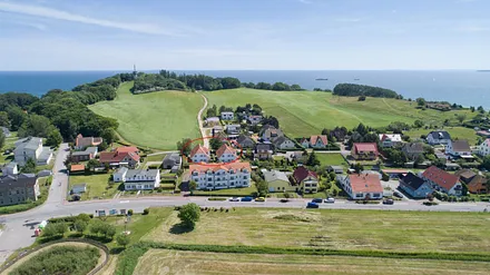Ostseebad Thiessow mit den Zwillingshäusern Lotsenberg