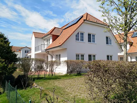 Haus B im Frühjahr