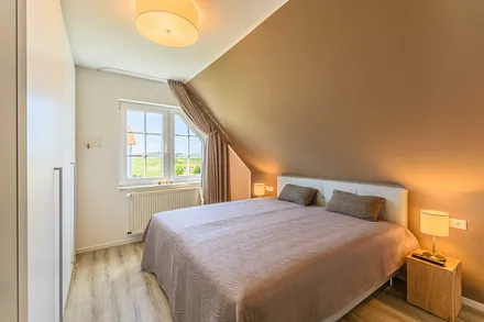 zweites Schlafzimmer mit Doppelbett