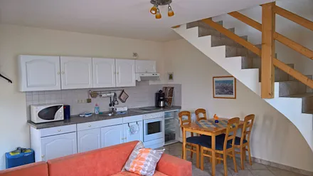 Einbauküche mit Geschirrspüler