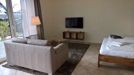 mit Ausgang zur Terrasse