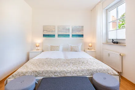 1. Schlafzimmer mit Doppelbett