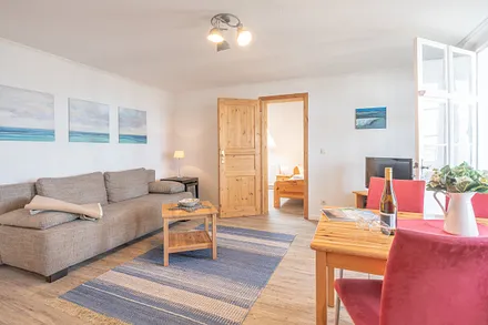 Wohnzimmer mit Schlafcouch