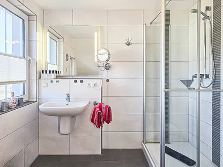 Bad 1 Etage mit Dusche