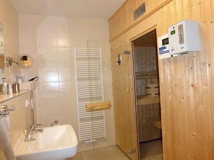 Sauna & 2. Bad, Erdgeschoss