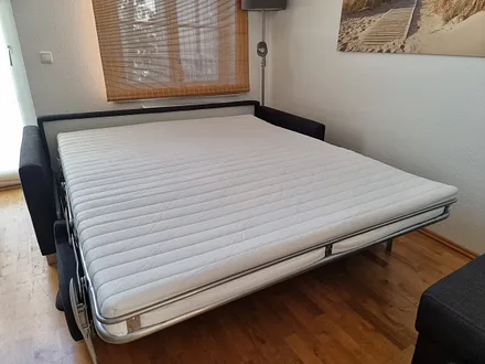 Schlafcouch im Wohnzimmer