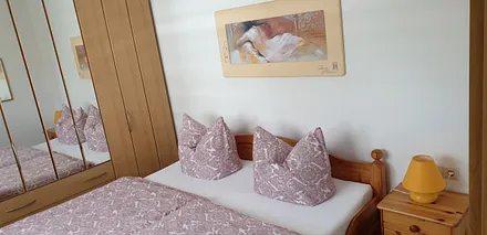 großes Schlafzimmer