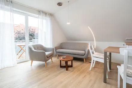 gemüzlicher Wohnbereich, Balkon